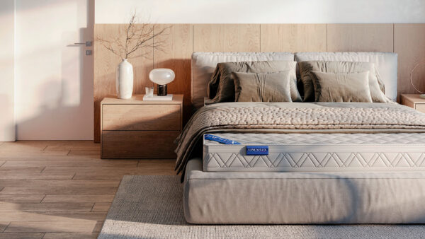 Матрас Lineaflex в чехле Premium Eco в интерьере спальной комнаты