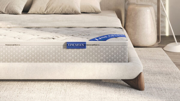 Матрас Lineaflex в чехле Premium Tencel в интерьере спальной комнаты